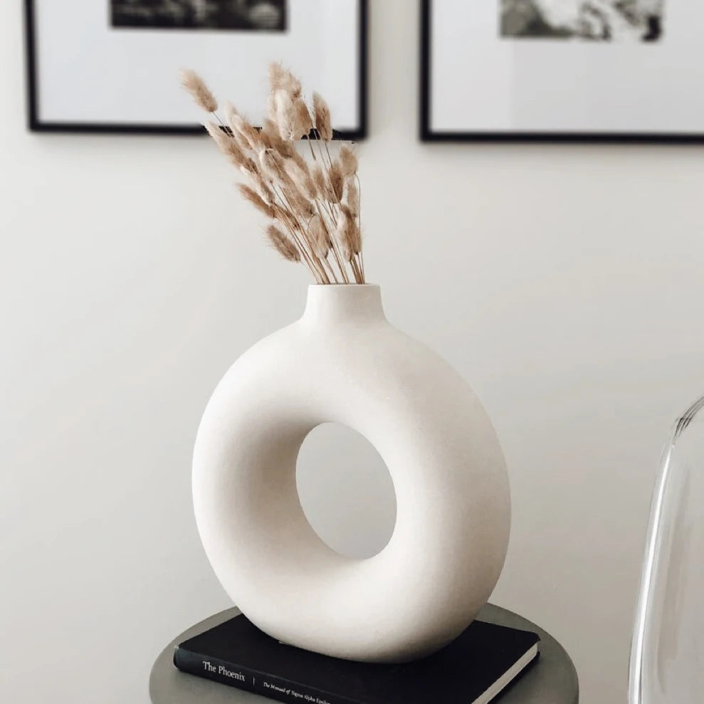 Vaso Nórdico de Cerâmica Oco - Elegância Minimalista