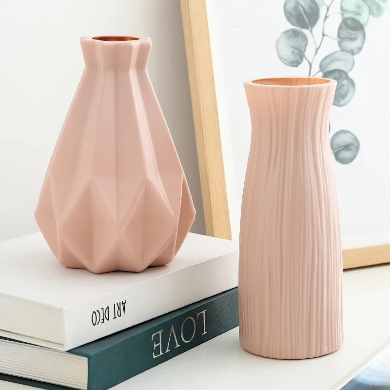 Vaso Decorativo Moderno em Imitação de Cerâmica