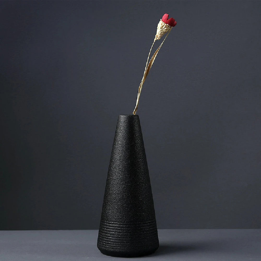 Vaso de Cerâmica Preto Minimalista para Decoração