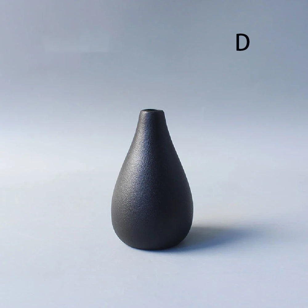 Vaso de Cerâmica Preto Minimalista para Decoração