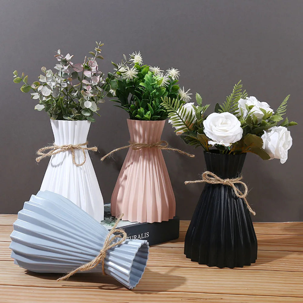 Vaso Decorativo Moderno com Cintura Elegante