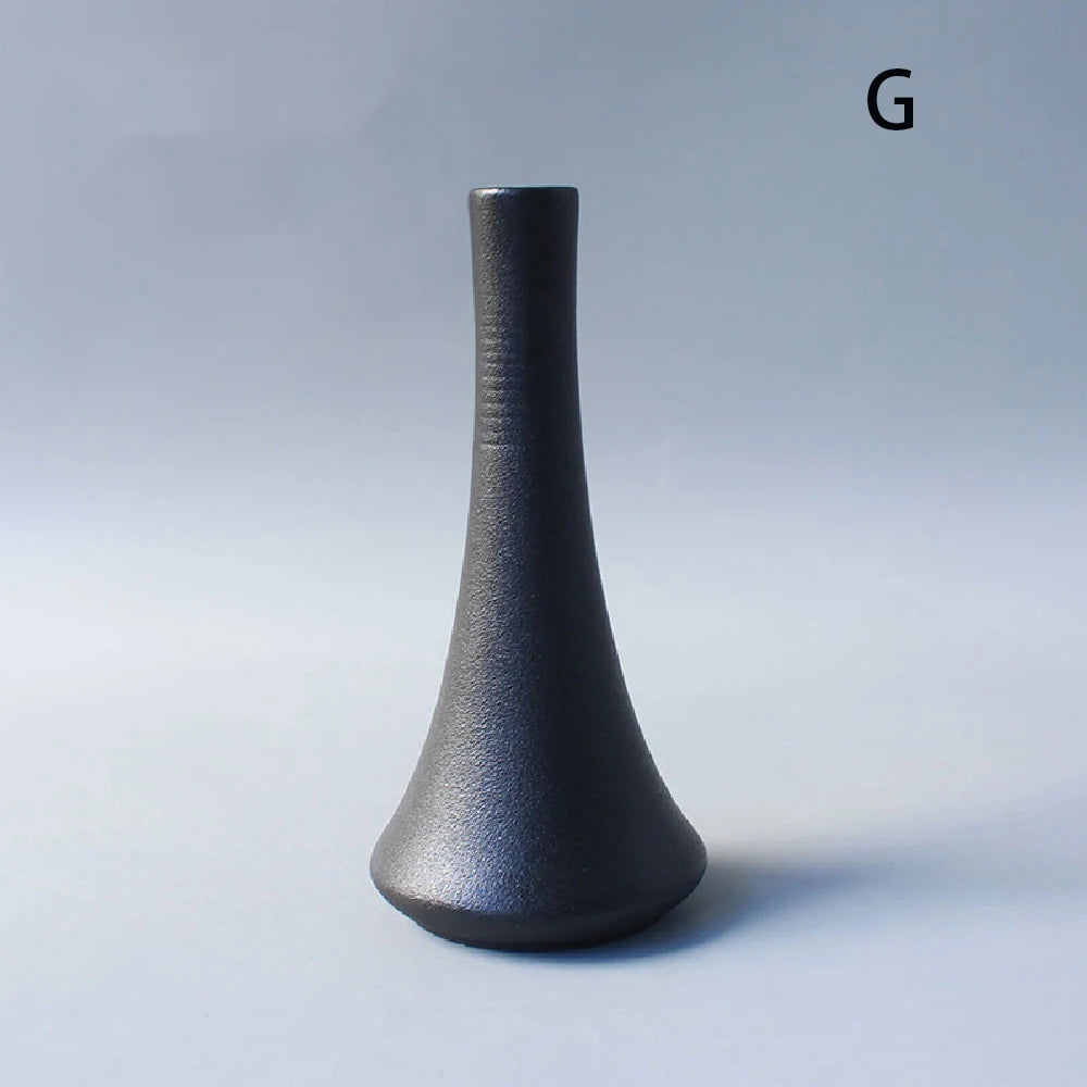 Vaso de Cerâmica Preto Minimalista para Decoração