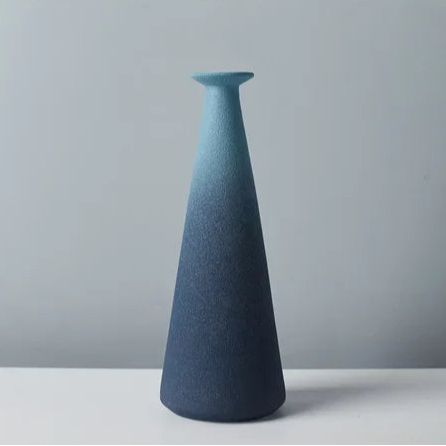 Vasos Minimalistas de Cerâmica Azul